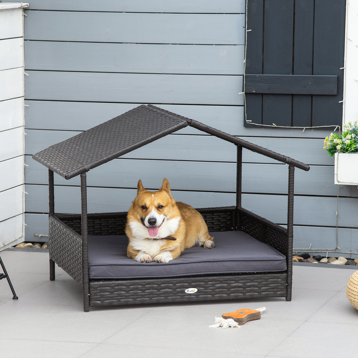 Outdoor Wicker Dog House with Canopy & Water-Resistant Cushion